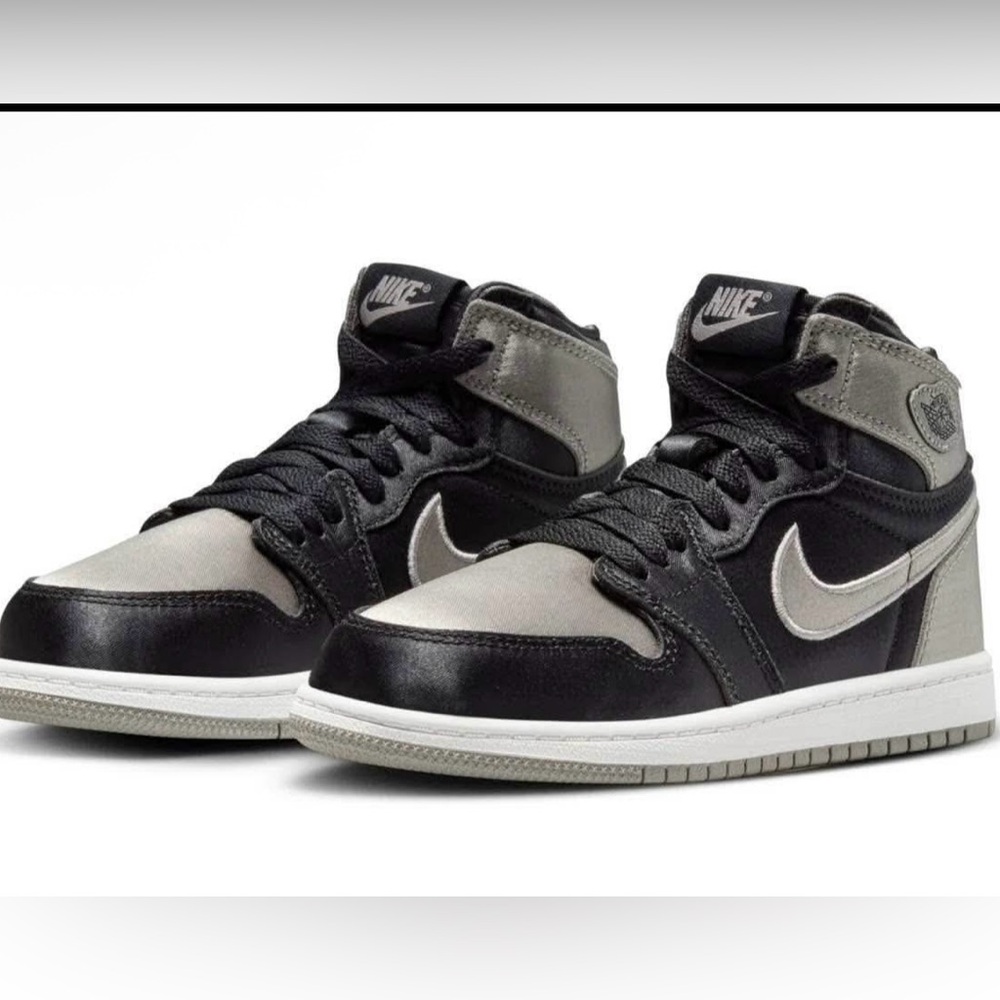 New Jordan 1 Retro Satin- 12c